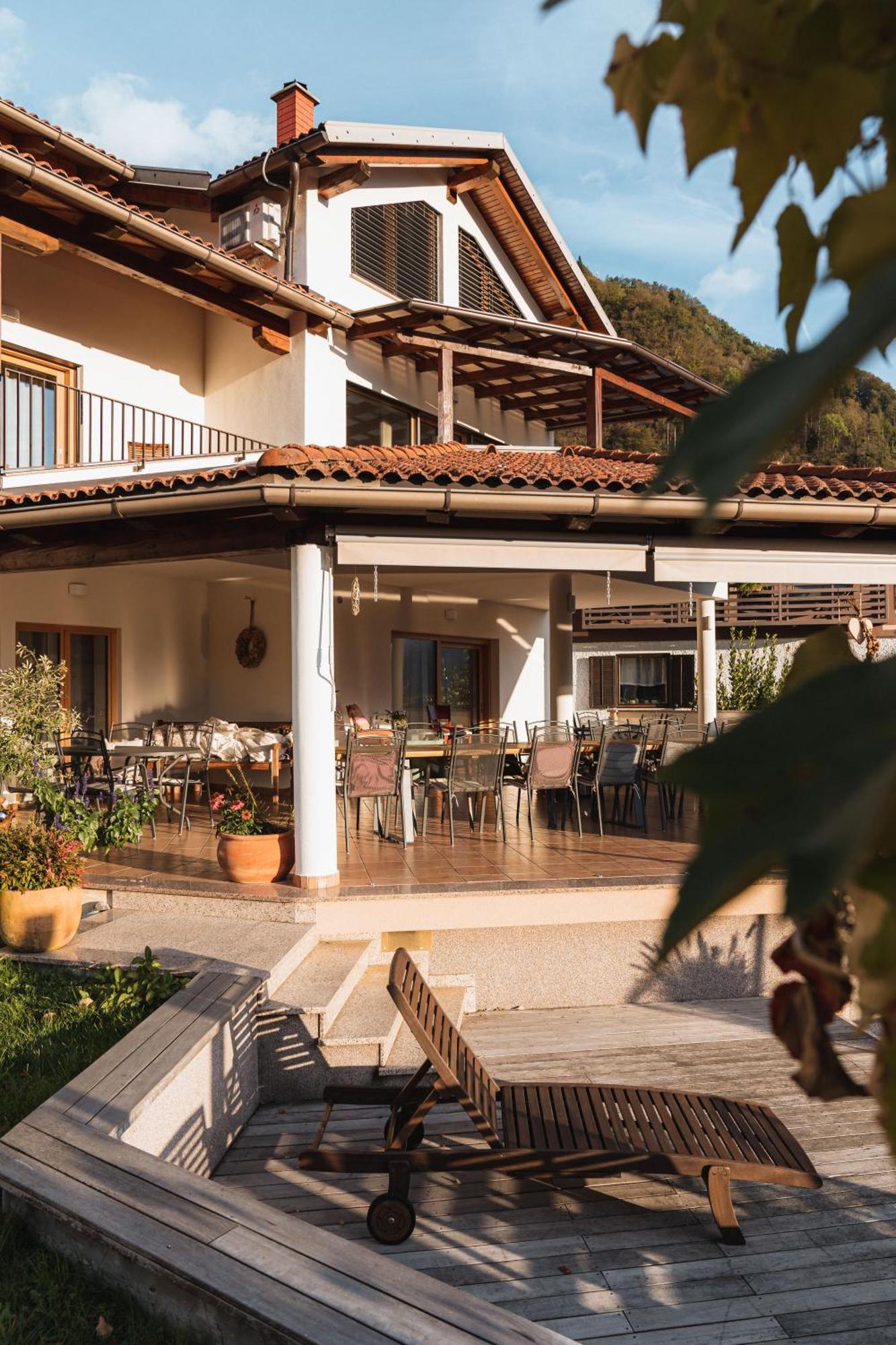 Hotel Penzion Kobala Tolmin Bagian luar foto