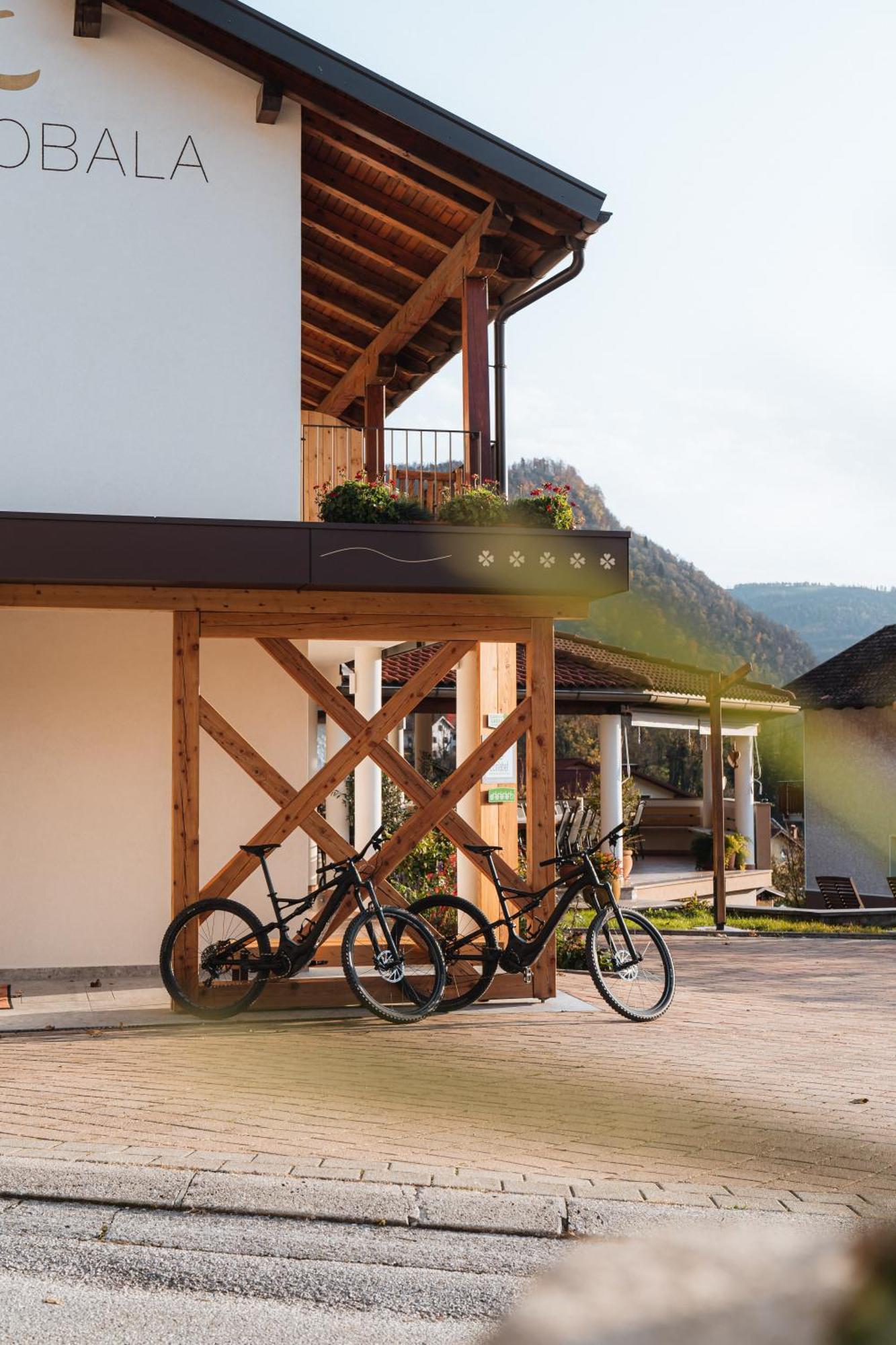 Hotel Penzion Kobala Tolmin Bagian luar foto